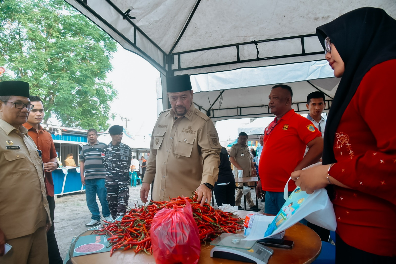 Bupati Bahar: Pasar Ramadhan Dorong Ekonomi UMKM