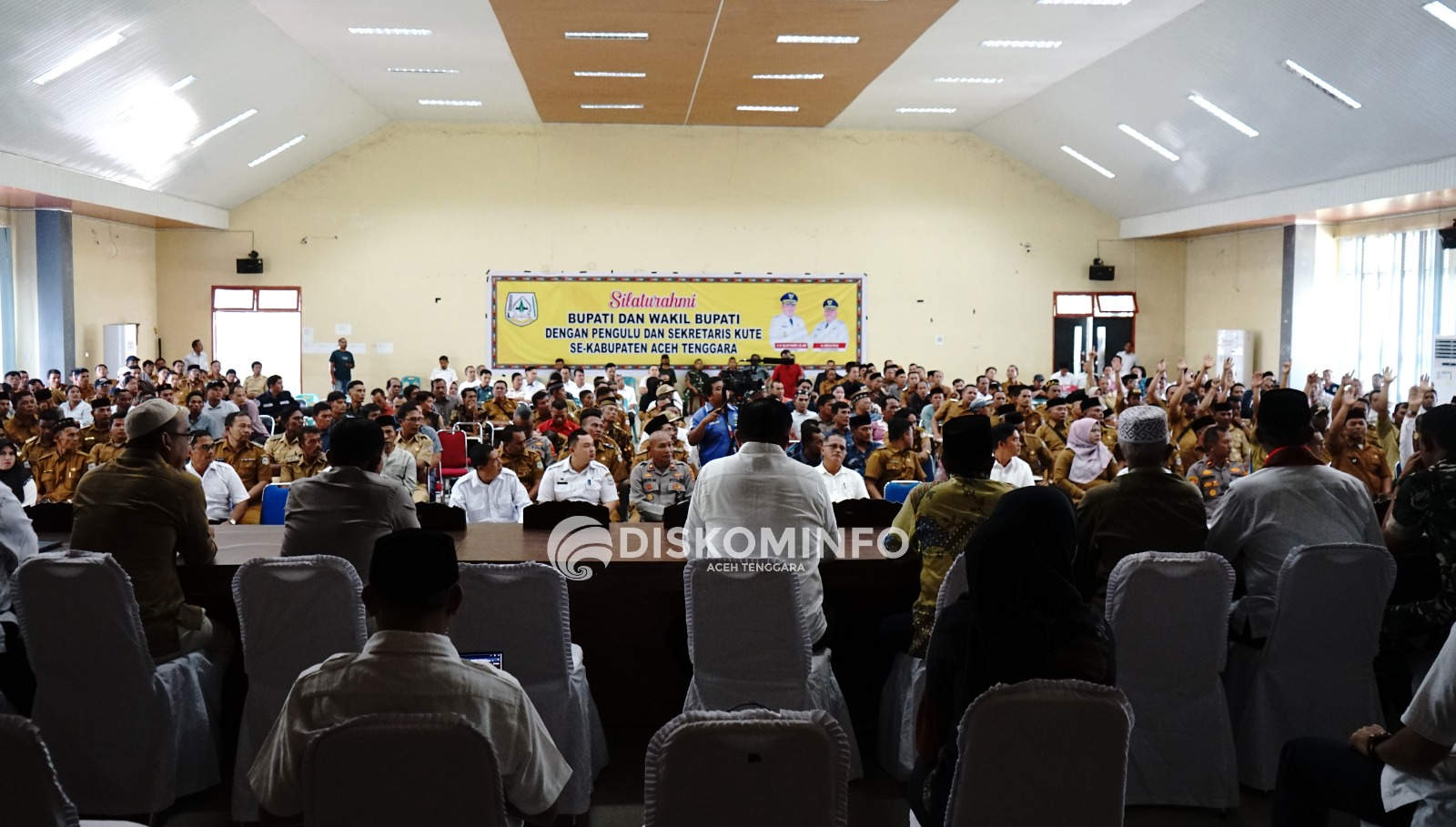 Bupati Agara Ajak Kades Bersatu Perangi Narkoba