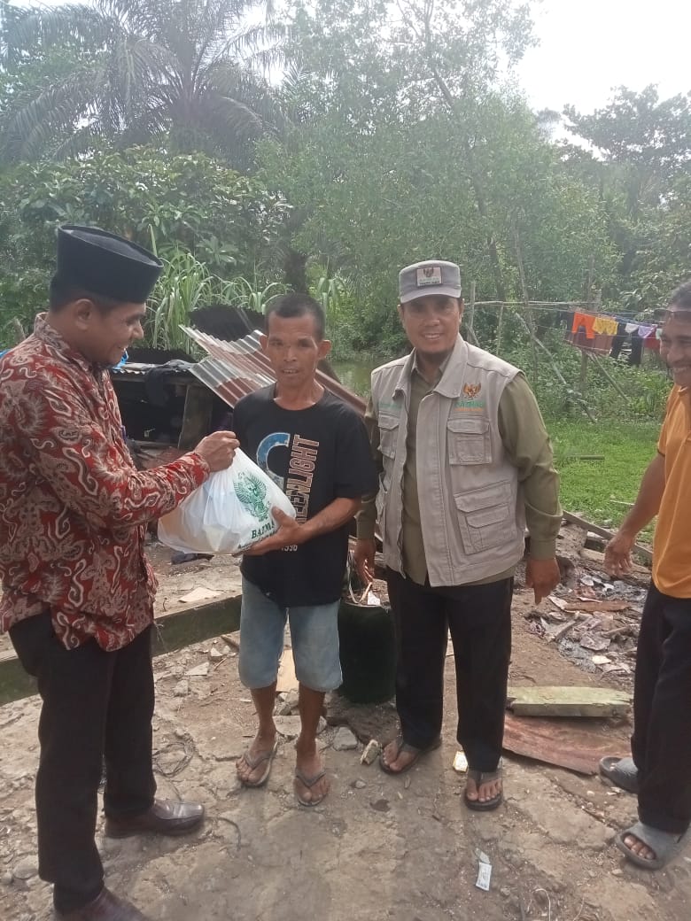 Baznas Langkat Siap Bantu Bangunkan Kembali Rumah Warga Fakir Yang Ambruk