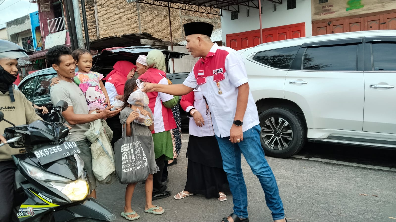 LIRA Sumut Buka Puasa Bersama Anak Yatim