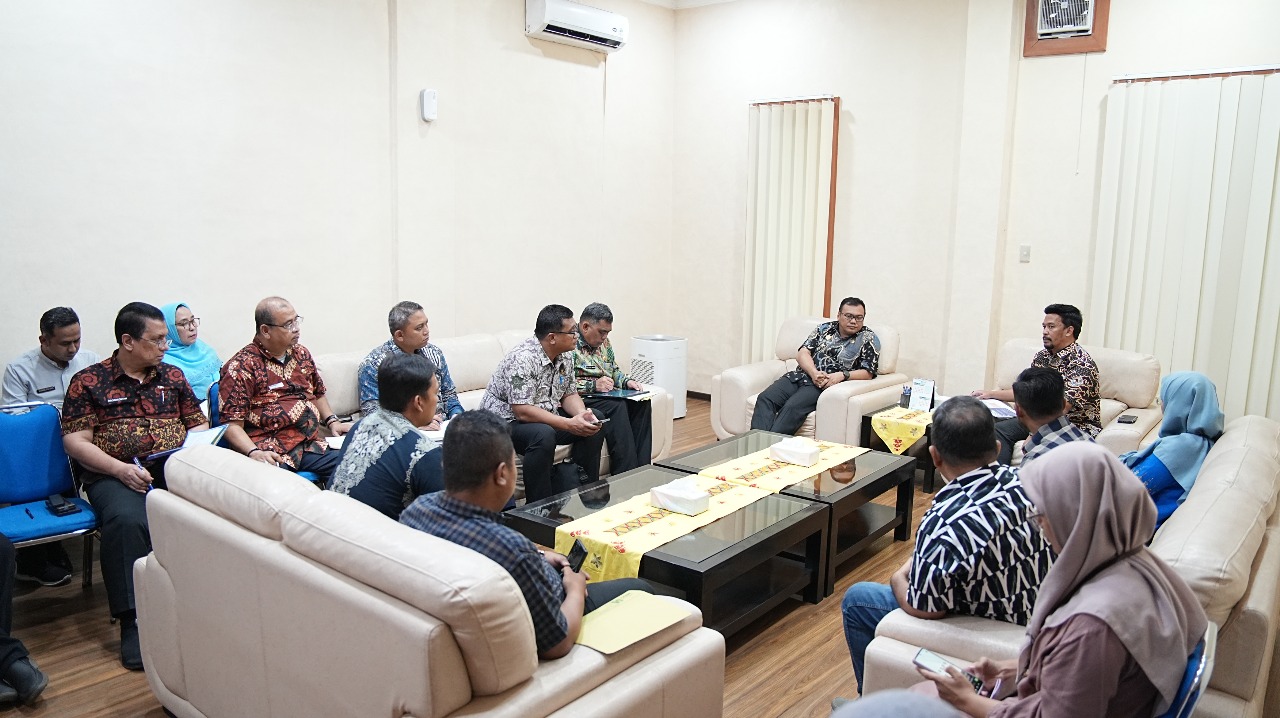 Asri Ludin Tambunan Siapkan Lahan Dukung Program Sekolah Rakyat