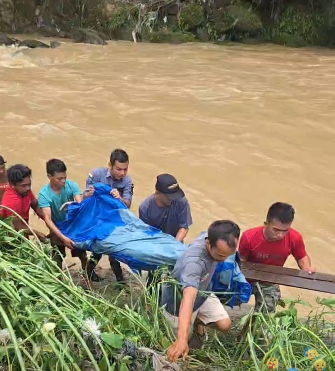 Banjir Sidimpuan, 1 Mayat Ditemukan Di Pinggir Sungai