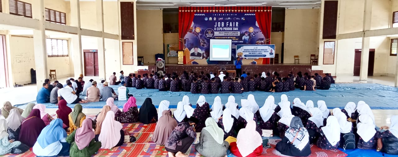 Ratusan Pelajar SMKN 2 Antusias Ikuti Literasi Ramadan PWI Langsa