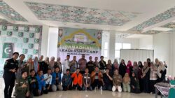 Ketua ICMI Aceh Dr.Taqwaddin tampil pada acara Ramadhan Leadership Camp Pemuda ICMI Aceh digabung KAHMI Limpok Aceh Besar, Sabtu (15/03/25).(Waspada/T.Mansursyah)