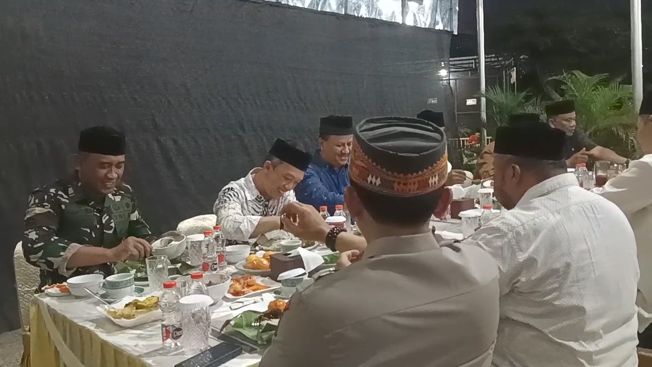 Plt Kajati Aceh Buka Puasa Bersama Di Agara