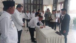 Bupati Deliserdang Serahkan Lima Unit Mobil Dinas Pinjam Pakai Kepada Organisasi Keagamaan, KONI Dan Kepemudaan