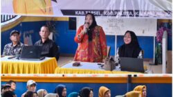 Anggota DPRD Sumut Derliana Siregar adakan Soslog Pancasila dan Wasbang di Sidimpuan (Waspada/Ist)