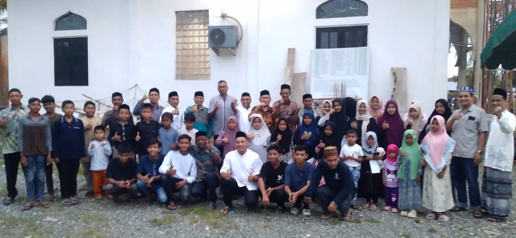 Santuni Anak Yatim Dan Bukber Pemuda Kemukiman Kulu