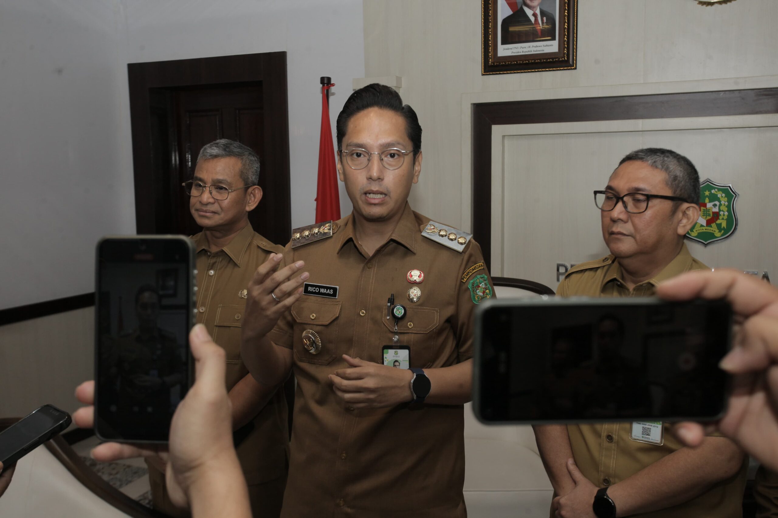 Rico Waas Keluarkan Kebijakan Baru Soal Ketersediaan Blangko e-KTP