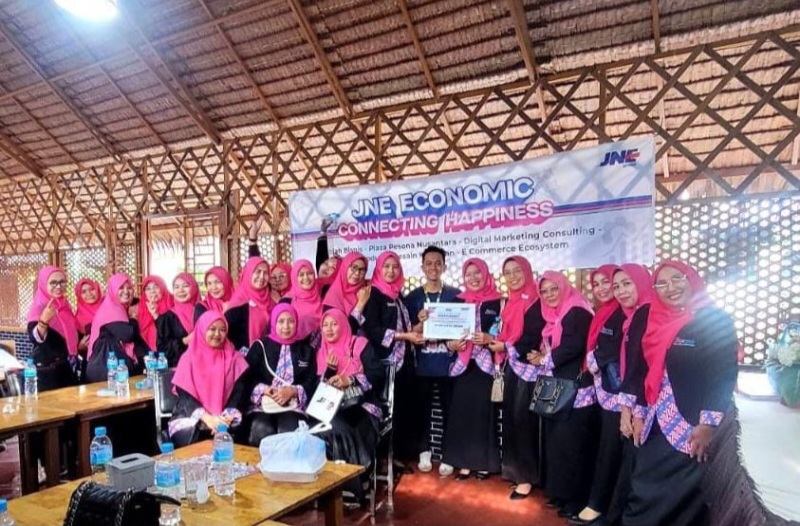 JNE Gelar Connecting Happiness For Economic Bersama Ipemi Binjai