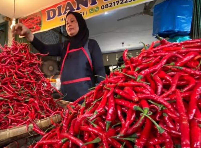 Harga Cabai Merah Lebih Mahal Dibandingkan Daging Sapi